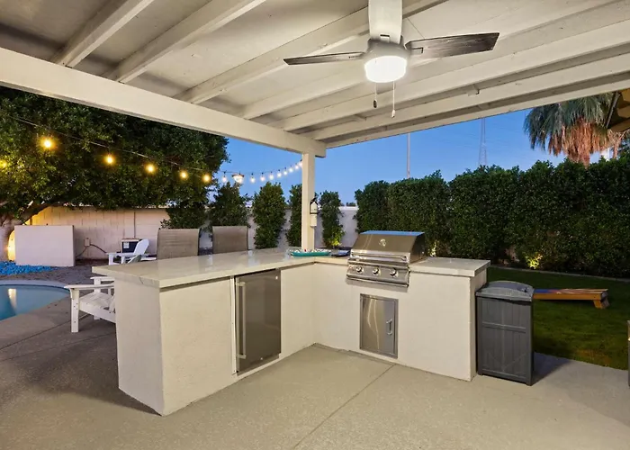 Holiday home Modern Old Town Oasis - Pool & Outdoor Kitchen *