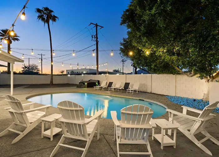 Modern Old Town Oasis - Pool & Outdoor Kitchen *